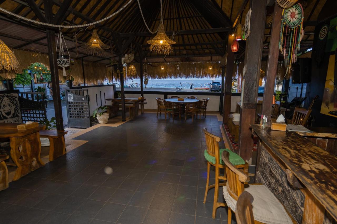 Mae Mae Beach House Batununggul Экстерьер фото